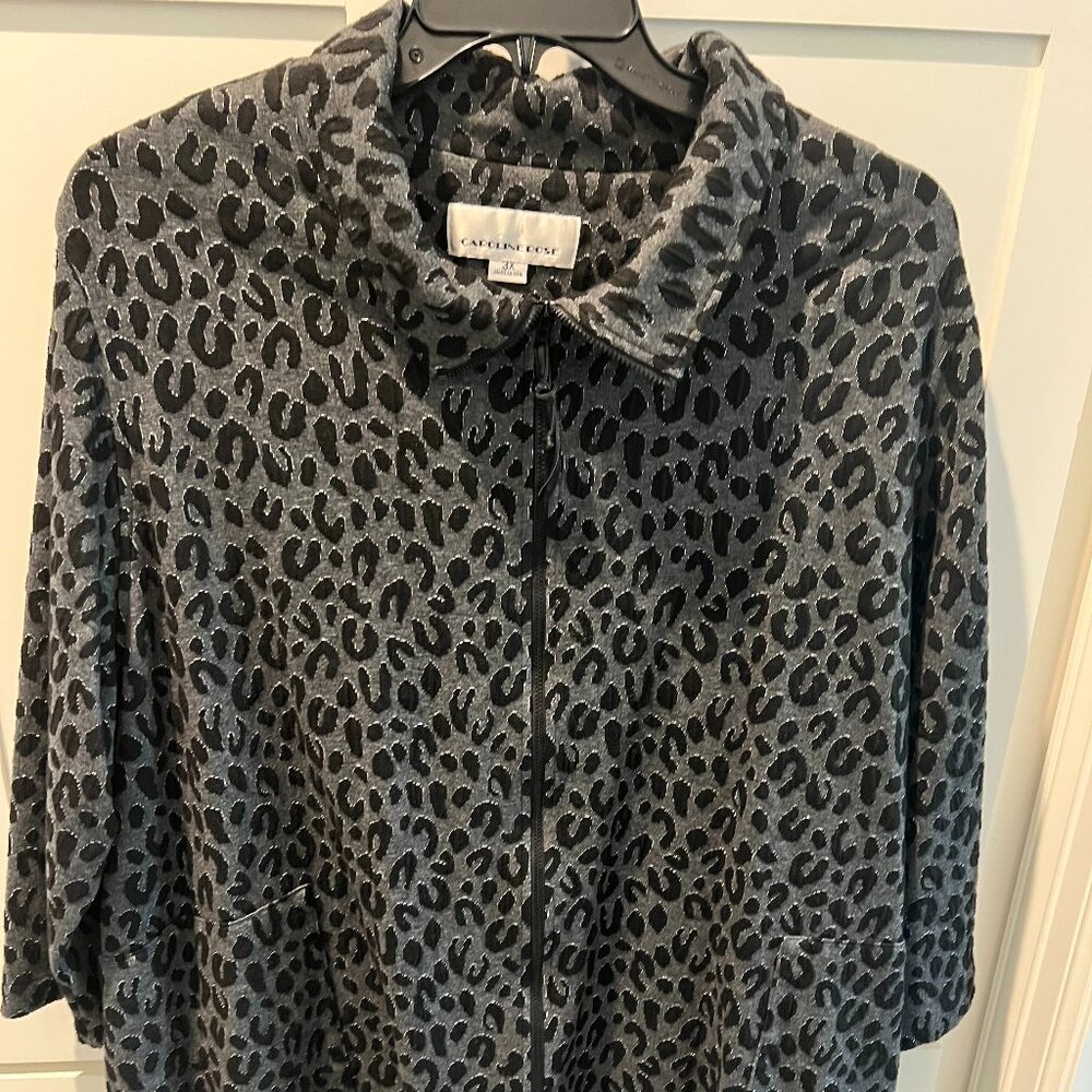 Caroline Rose Zip-front Jacket Size 3X Gray with black leopard print